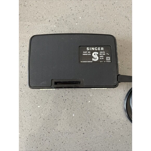 Vintage - Singer 618597-075 Sewing Machine - Foot Pedal Speed Controller  Works - Picture 3 of 6